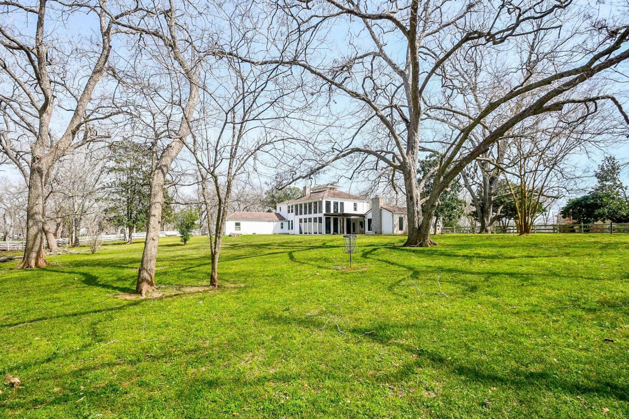 2 acres - ready for your horses! - photo 2