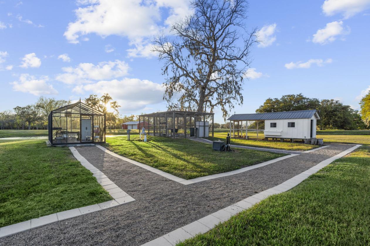 621 Acres of Texas Luxury - photo 27