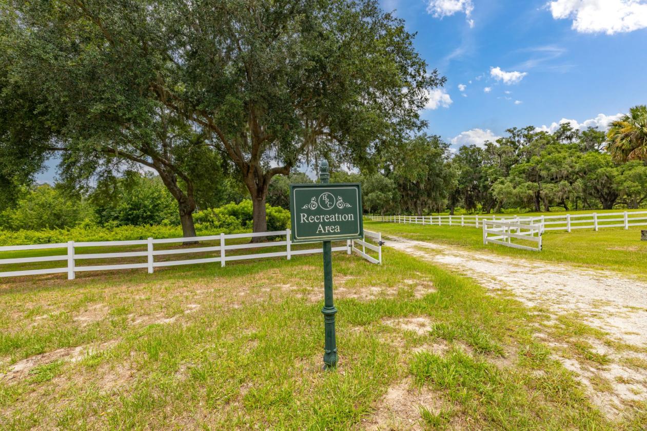 Beautiful Lot located in a gated Equestrian Area - photo 10