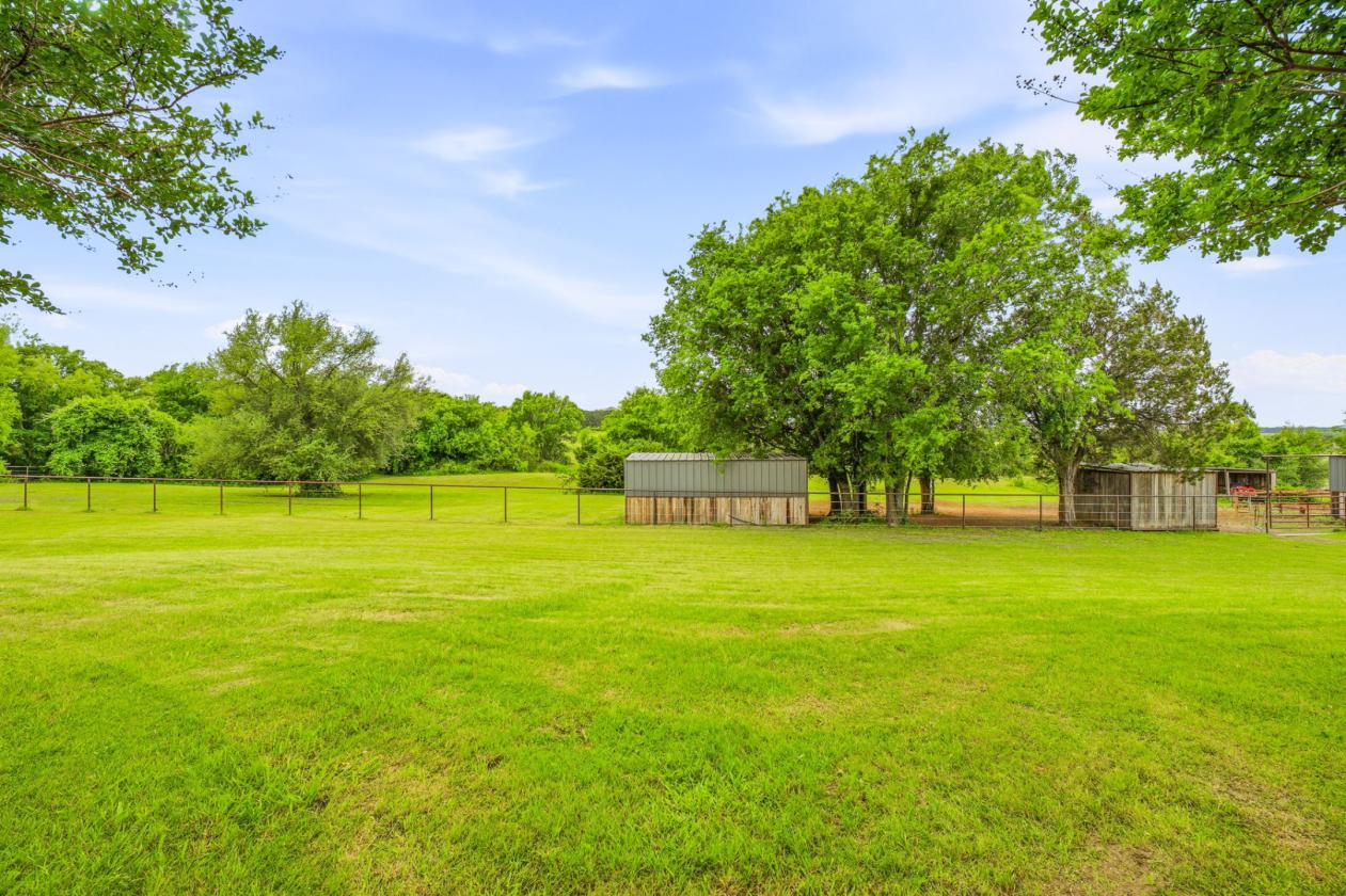 Luxury Home & Horse Property | Granbury - photo 12
