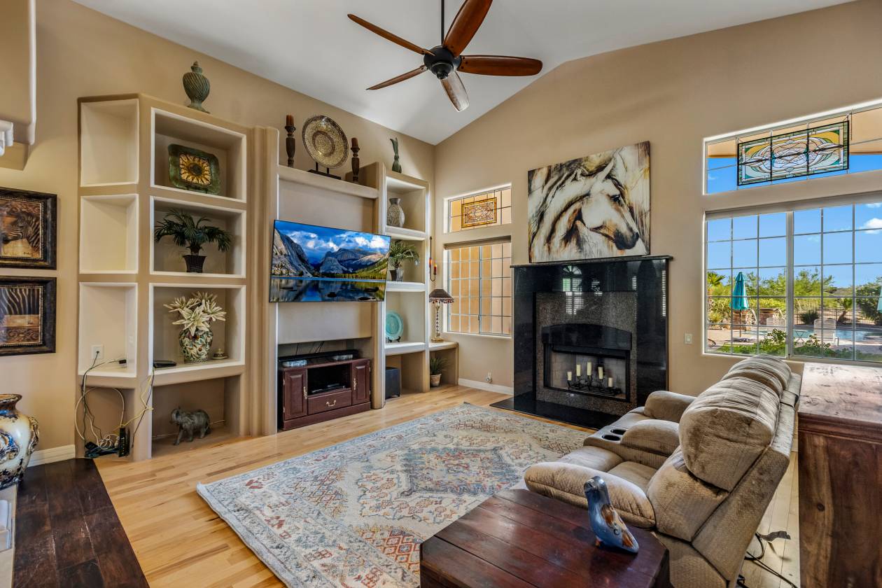 Luxury Home, Horse setup, Ride off Property, Pool - photo 21