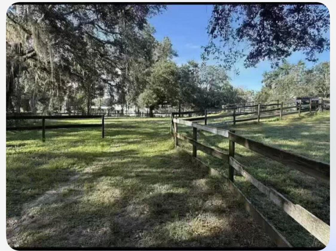 5 beautiful Acres in an equestrian community - photo 11