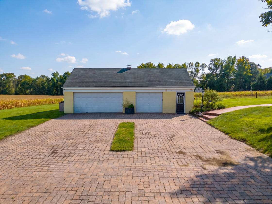 83.90 +/- Acre Estate with Farmhouse/Barn/Pool - photo 10