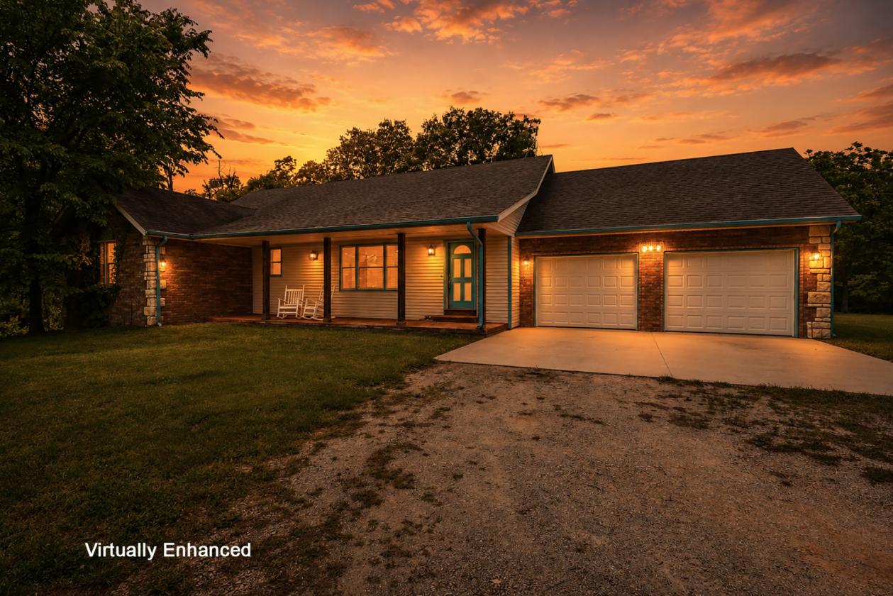 285 ac Ranch with Basement Homes and Live Water - photo 7