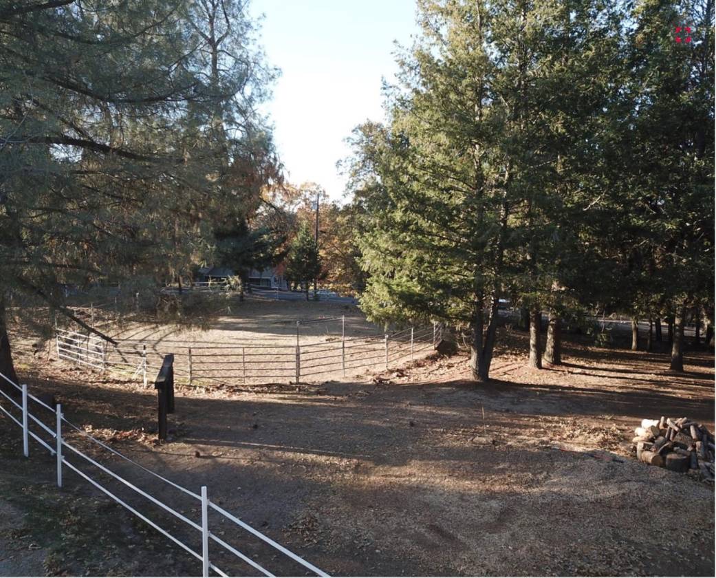 Get Away to the Safe, Serene Country! Beautiful Custom Home