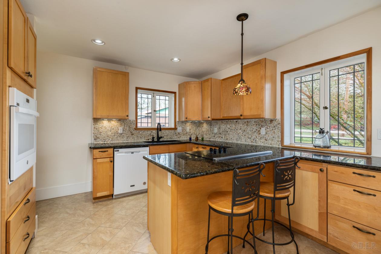 Storybook Home & Timeless Character on 3 acres! - photo 7