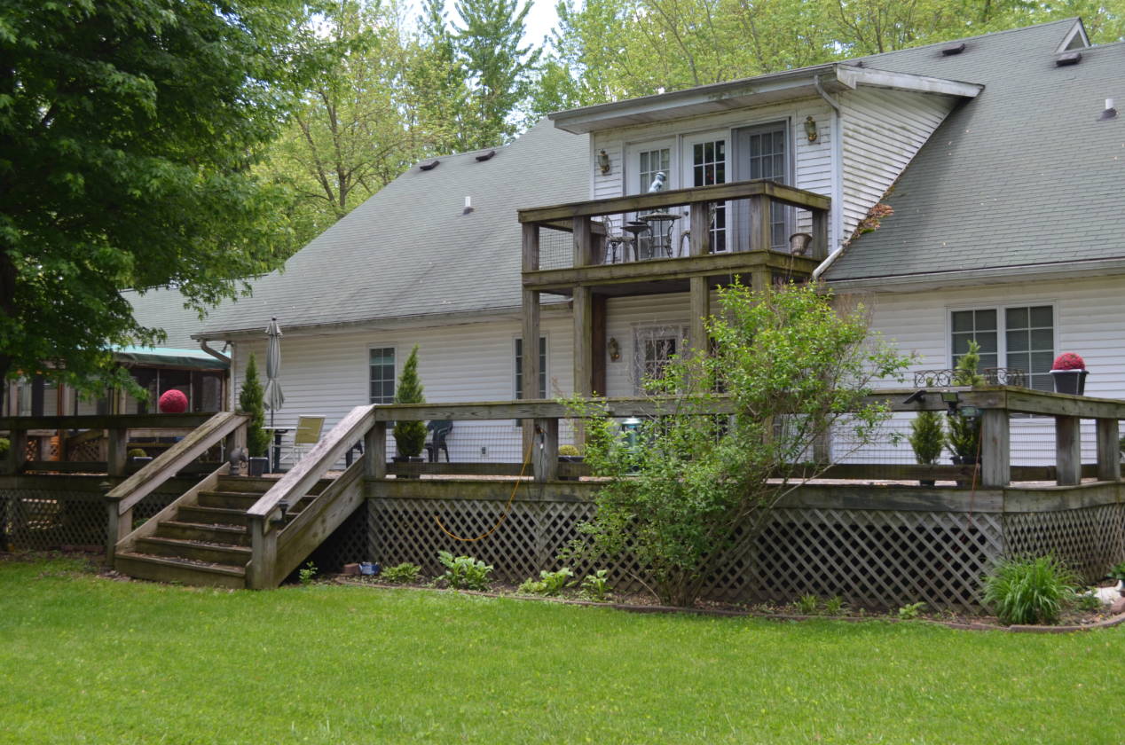 horse property with picturesque parklike setting Fairland, Shelby
