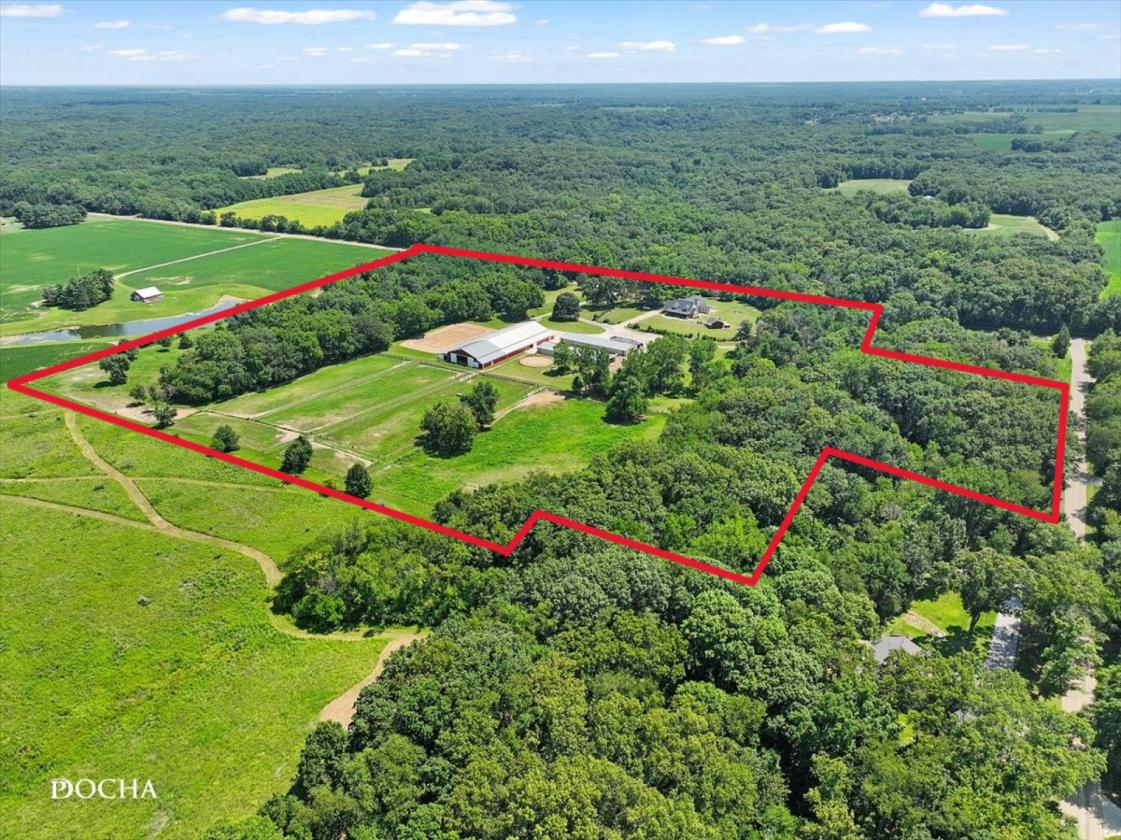 Private Listing - 28 Acre Equestrian Facility! - photo 2
