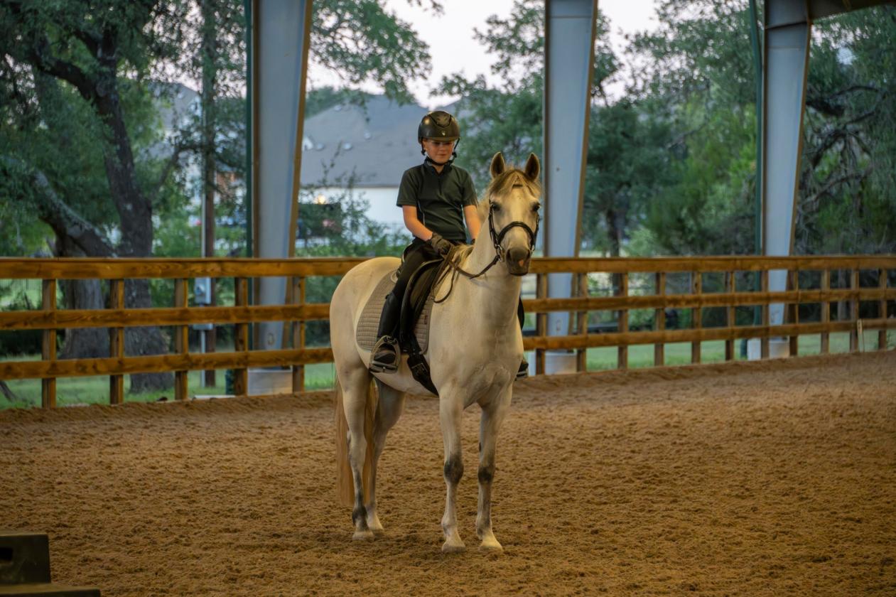 Dancing Oaks Equestrian Ranch - photo 7