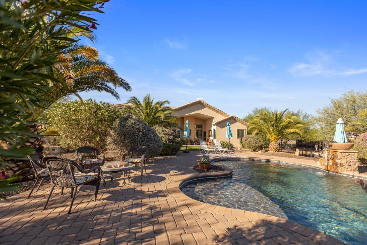 Luxury Home, Horse setup, Ride off Property, Pool - photo 9