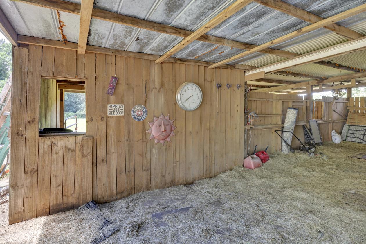Exceptional 2.98 acre horse property with home - photo 23