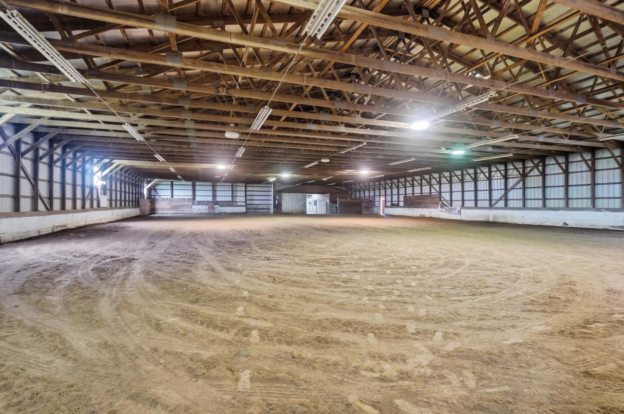 Country Living with Exceptional Equestrian Facilities - photo 14