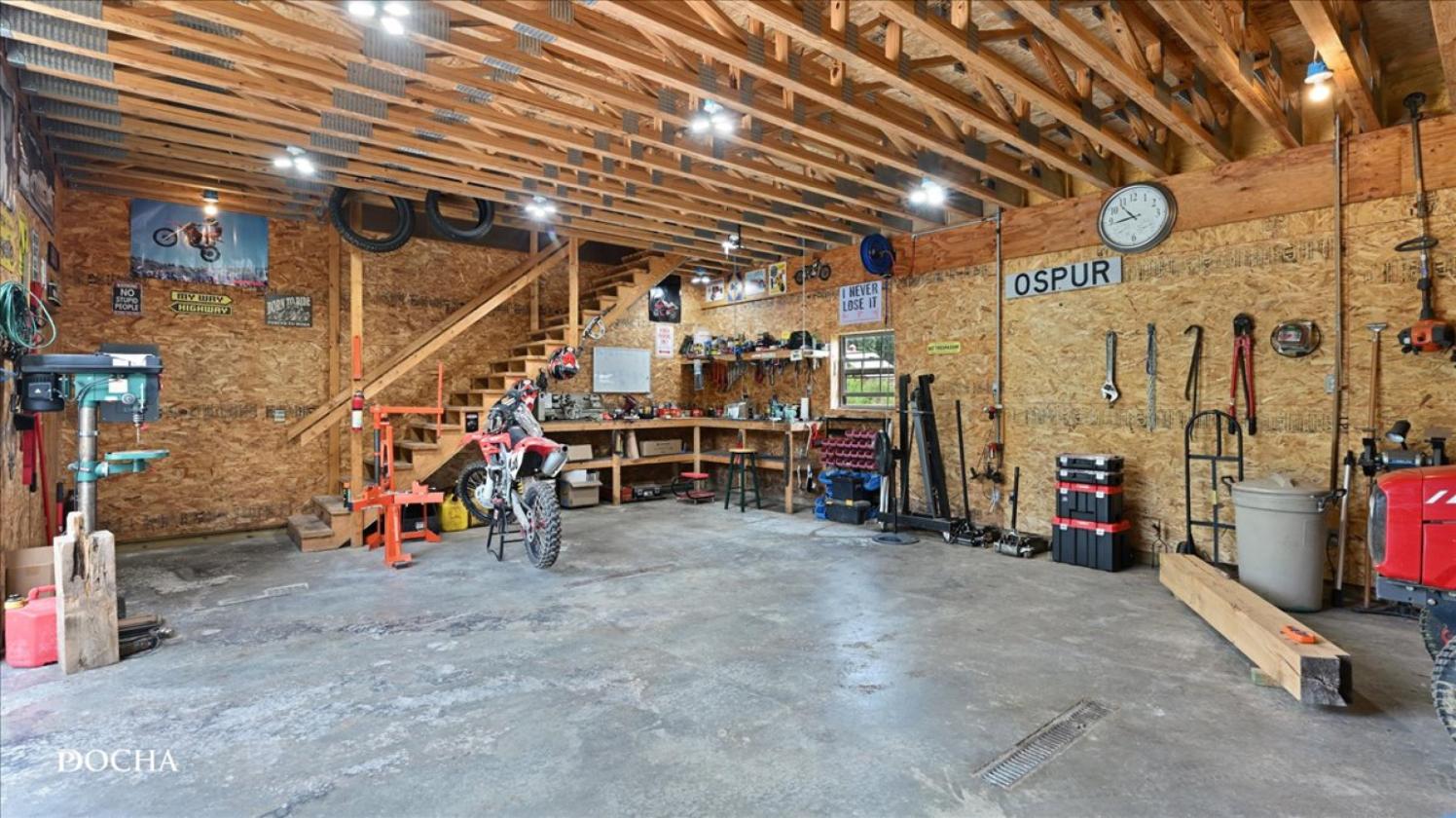 8.6 Acre Farmette; Remodeled Home, Barn & Workshop - photo 27