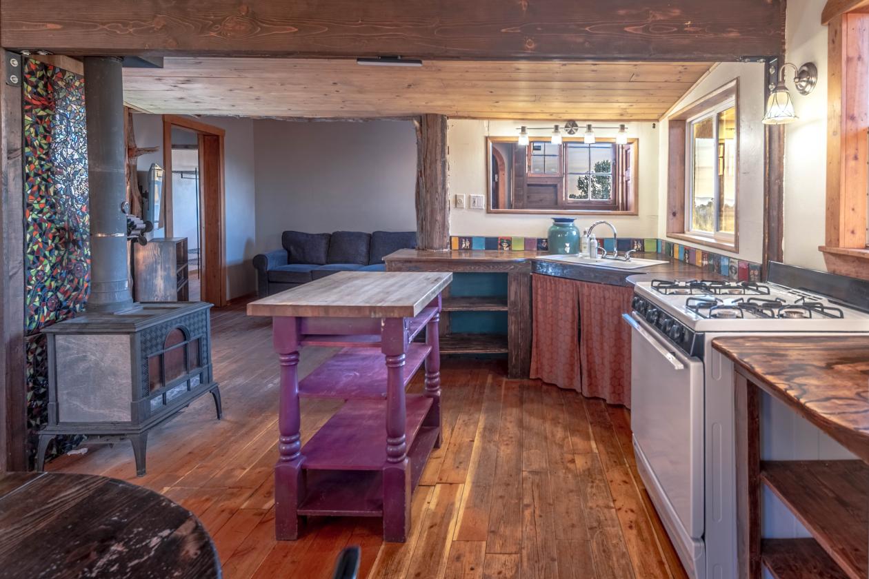 Off-Grid Home, Guest Tree-House, 28.34 acres - photo 8