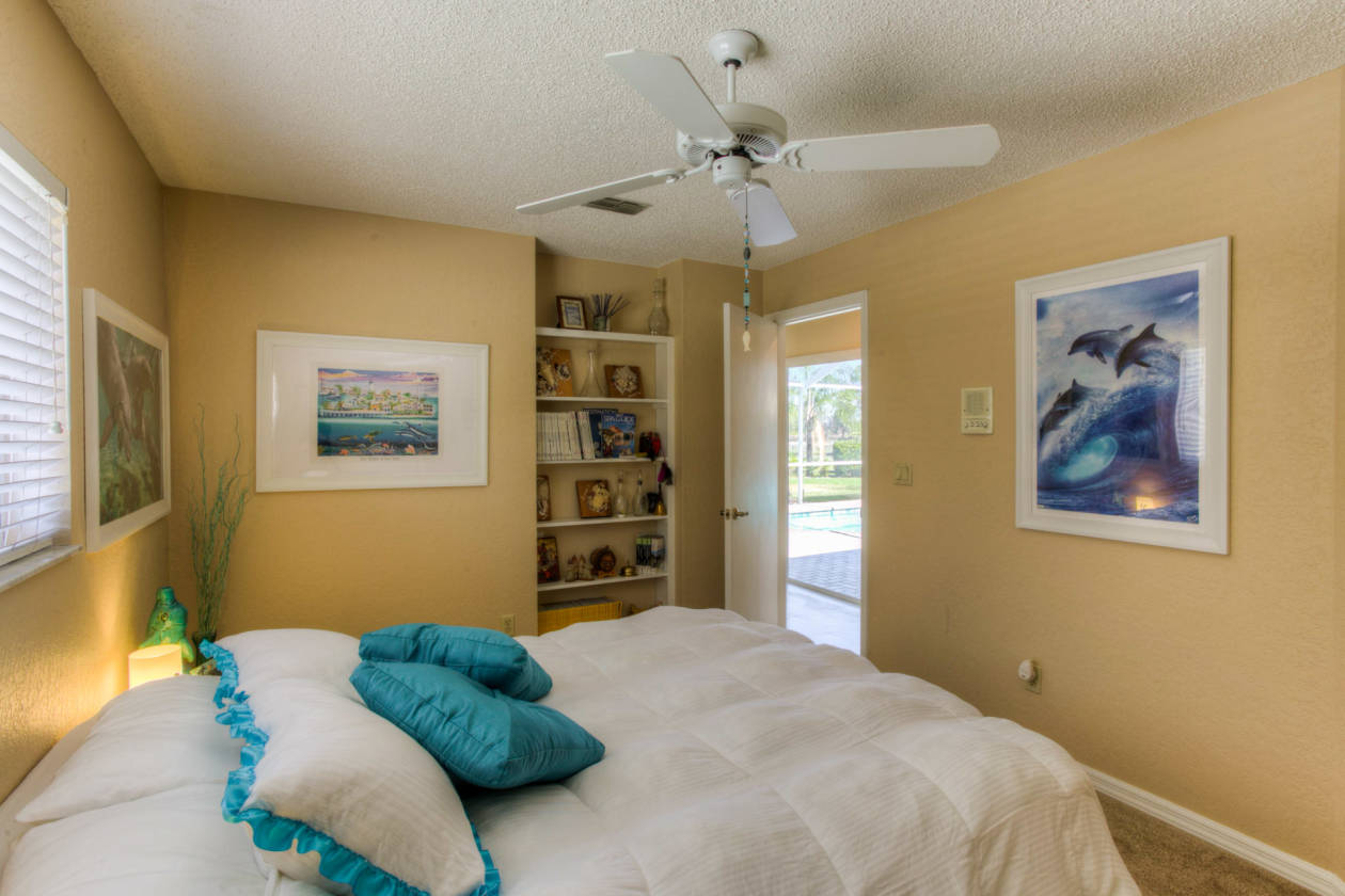 GATED EQUESTRIAN ESTATE/ENTERTAINING DREAM HOME Spring Hill, Pasco