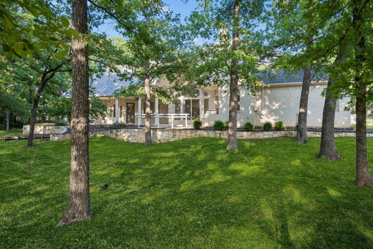 Private Equestrian Retreat in Butterfield Junction - photo 6