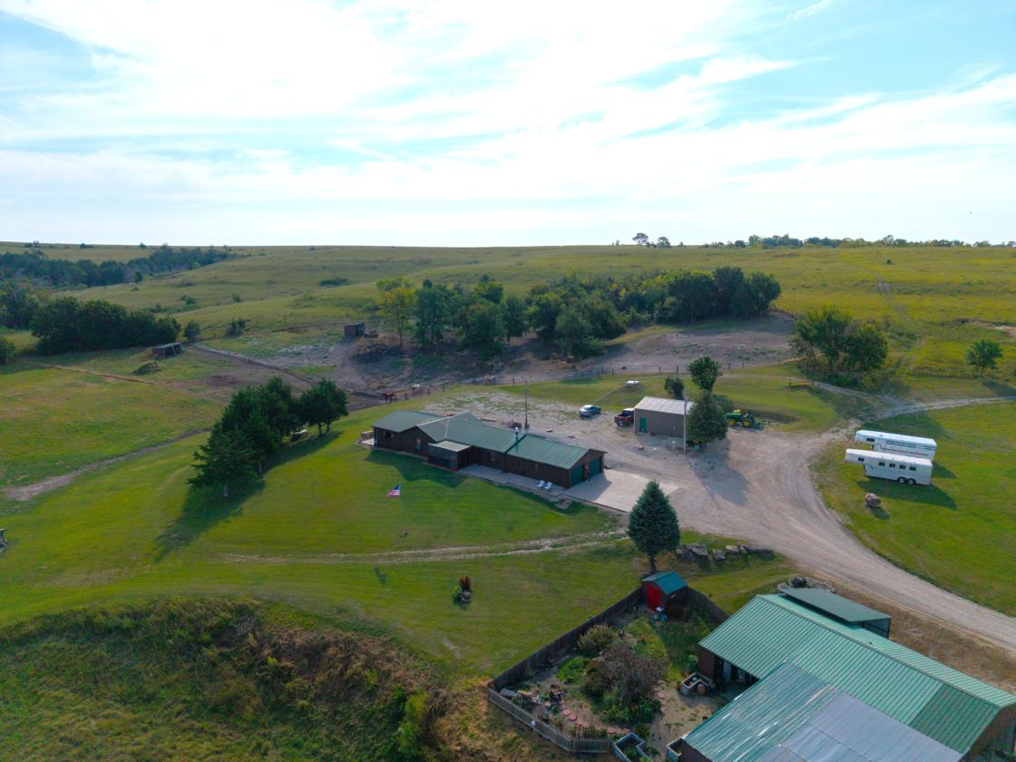 Brush Creek Ranch - photo 2