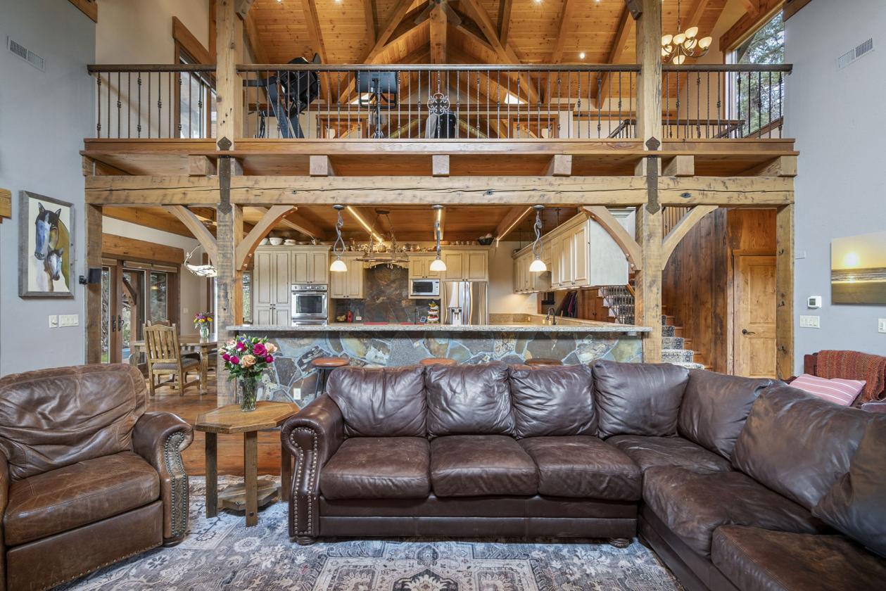 Custom Home, 20 acres, RV Shop, ADU - photo 13