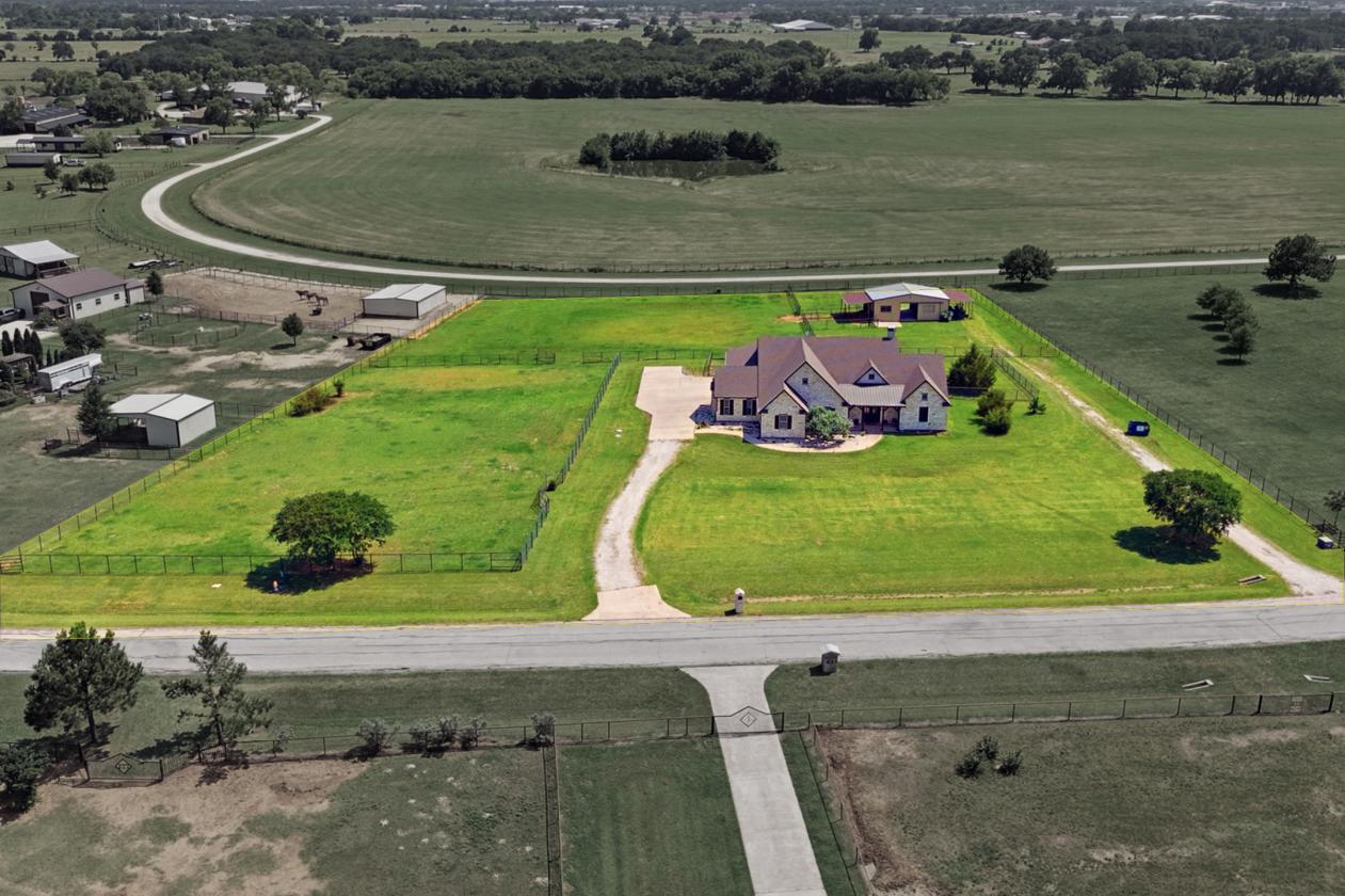 Refined North Texas Ranchette with Home & Barn - photo 23