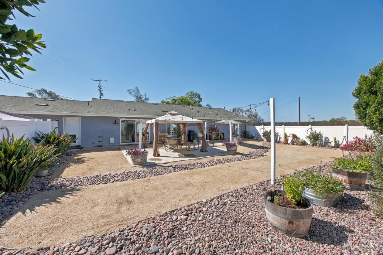 Modern Equestrian Living on 2.18 Acres - photo 28