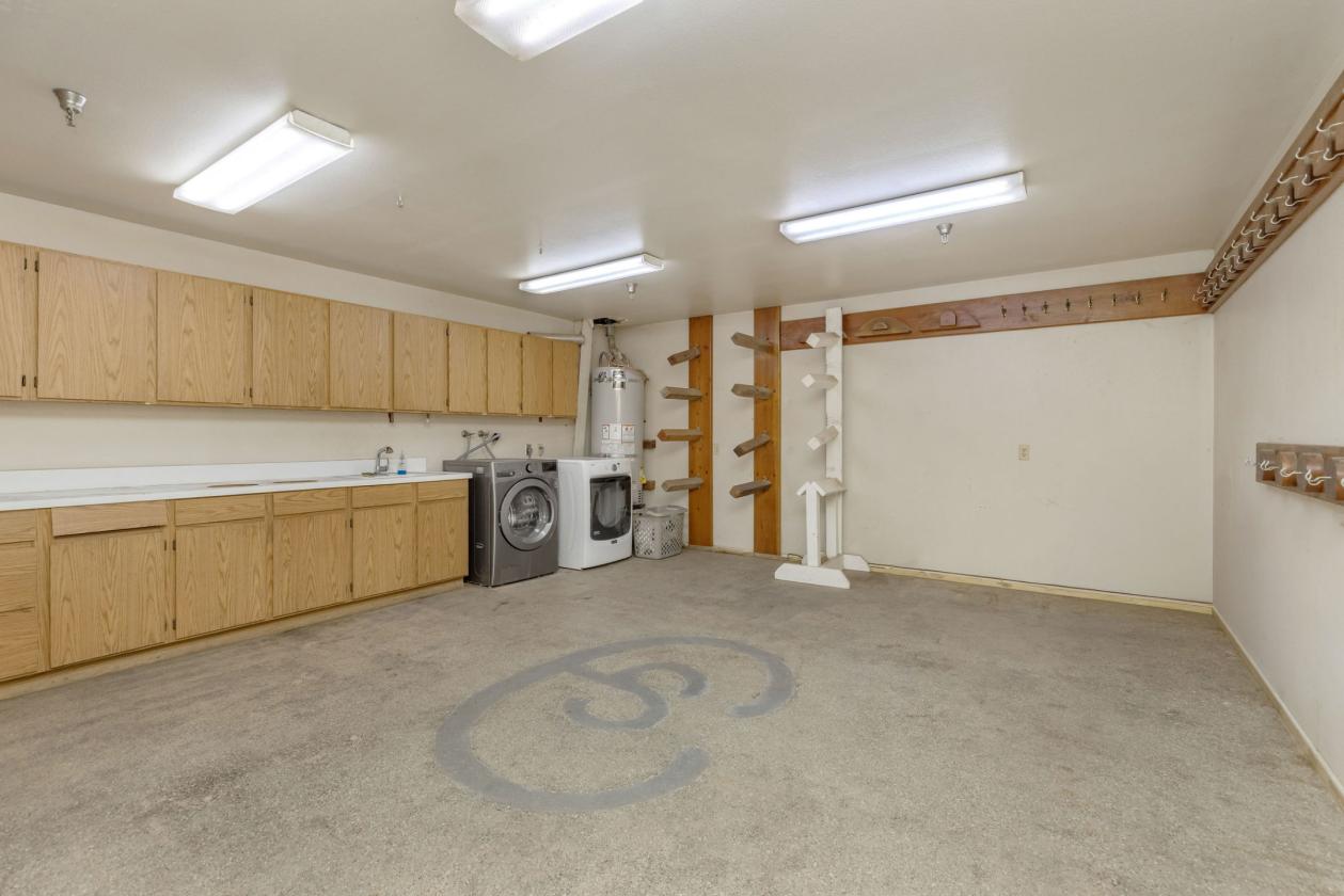 25 Acre Residential & Equestrian Facility - photo 9