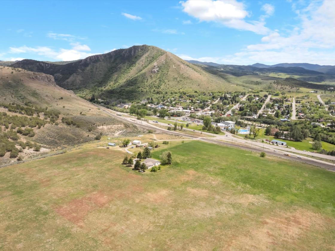 Horse Property on 138+/- Acres Bordering BLM - photo 2