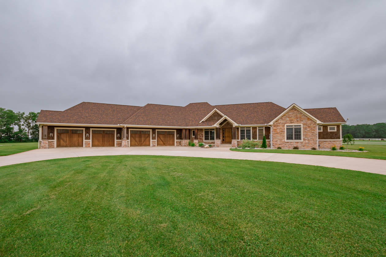 Luxury Equestrian Property with 38,000 SF Barn Plus More Wakarusa, Elkhart County, Indiana