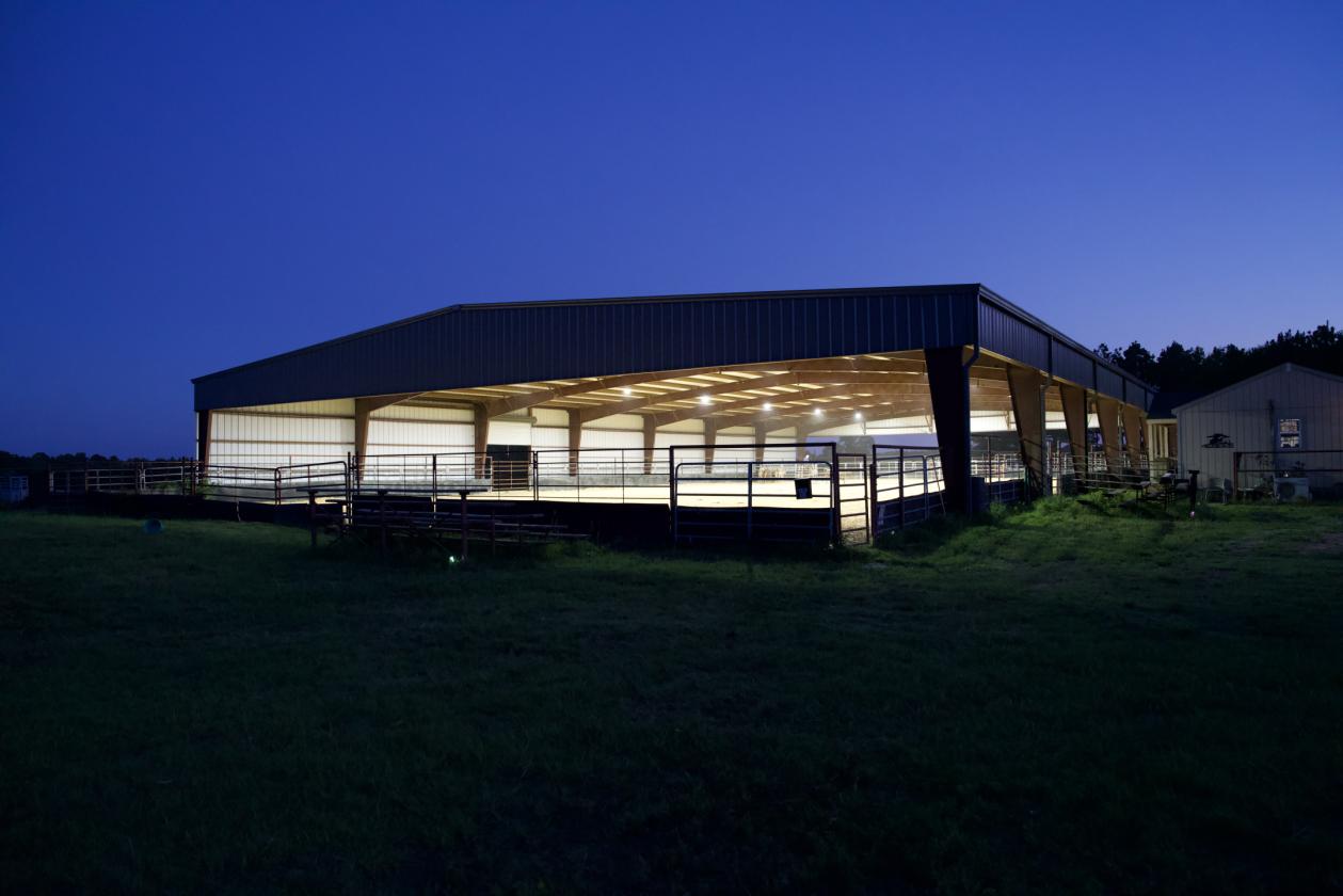 273+/- Acres With 20,000 Square Covered Arena - photo 1