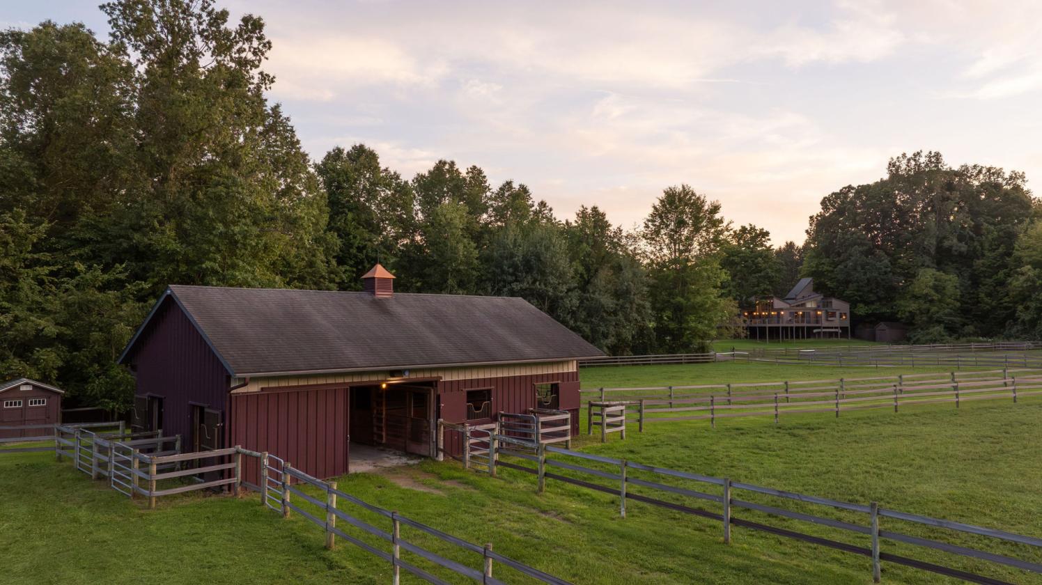 Premier Custom-Designed Equestrian Estate - photo 19