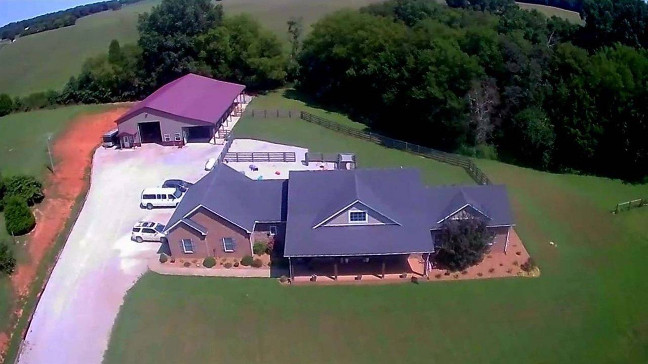 Horse Property for sale.