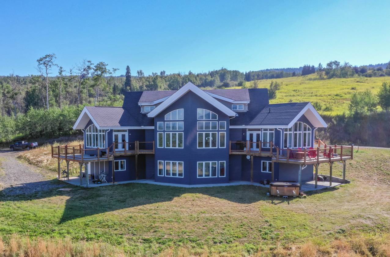 Horse Property for sale.