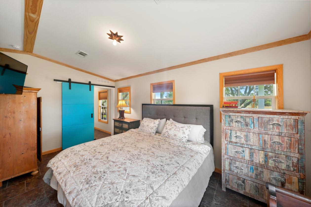 20+ Unrestricted Acres | Great Location - photo 21