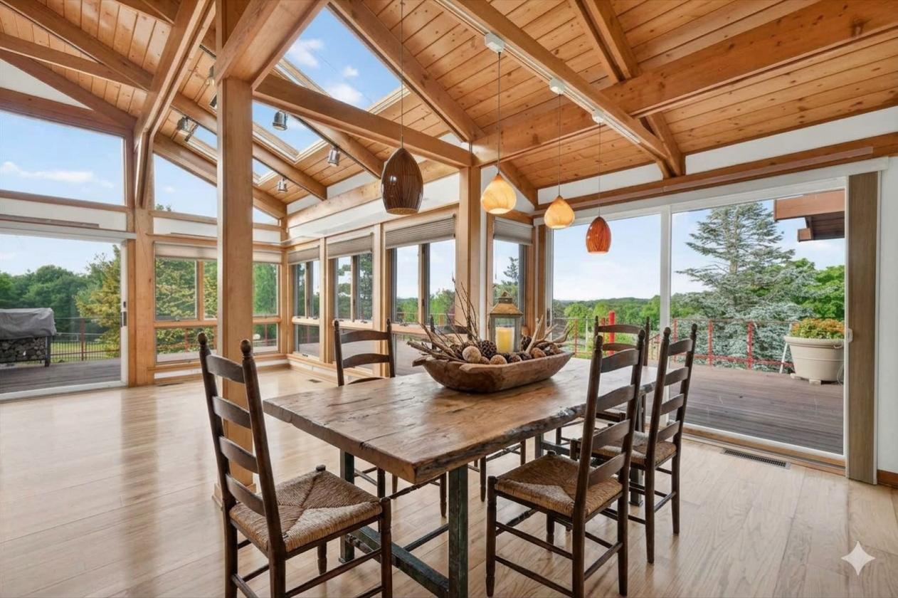 Stunning Hudson Valley Equestrian Estate - photo 17