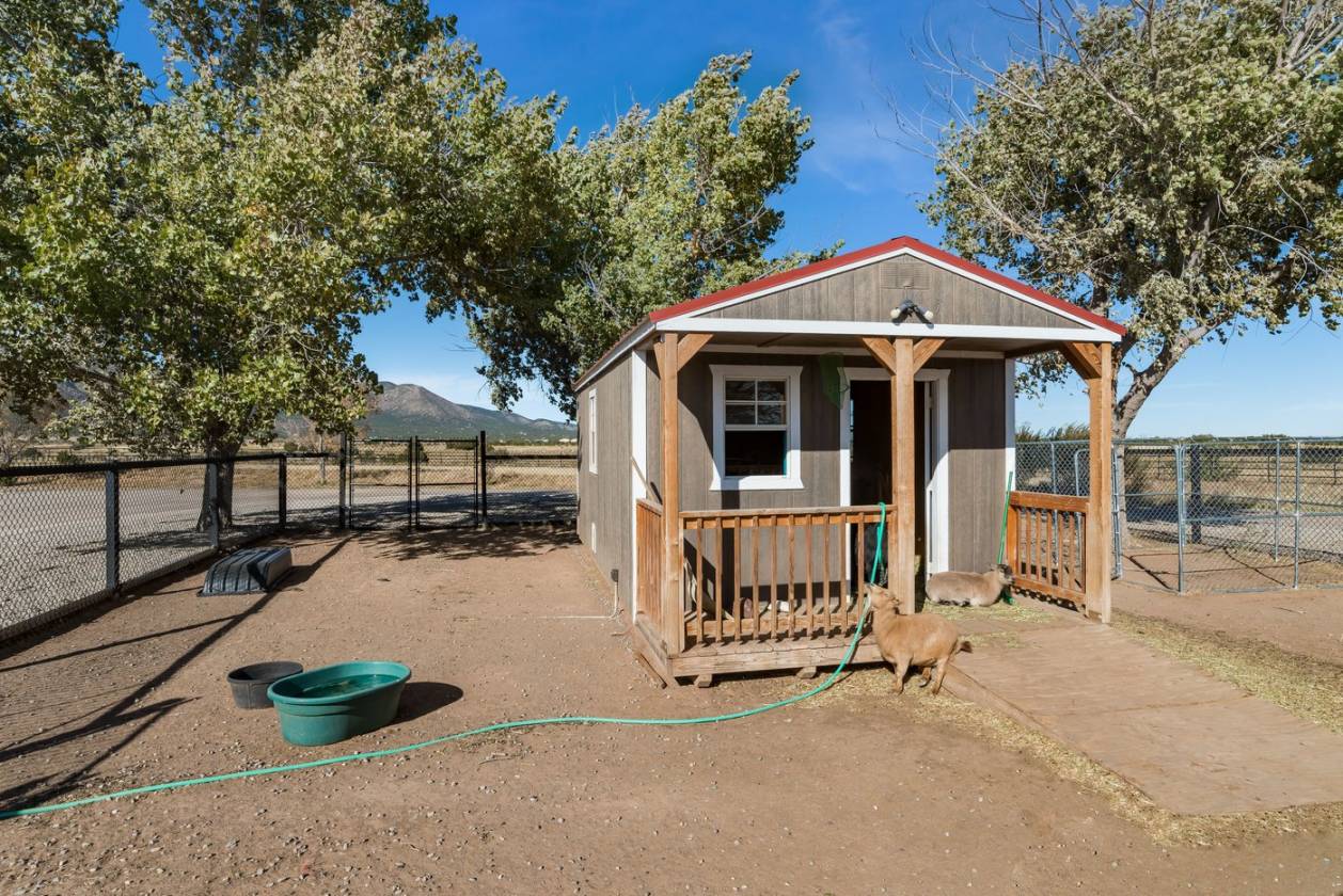 Exquisite Equestrian Estate "Hacienda De Caballo" Edgewood, Santa