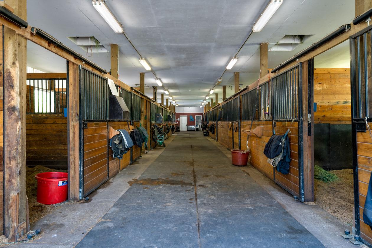 Gated 25-acre equestrian estate with sweeping Mt. - photo 21