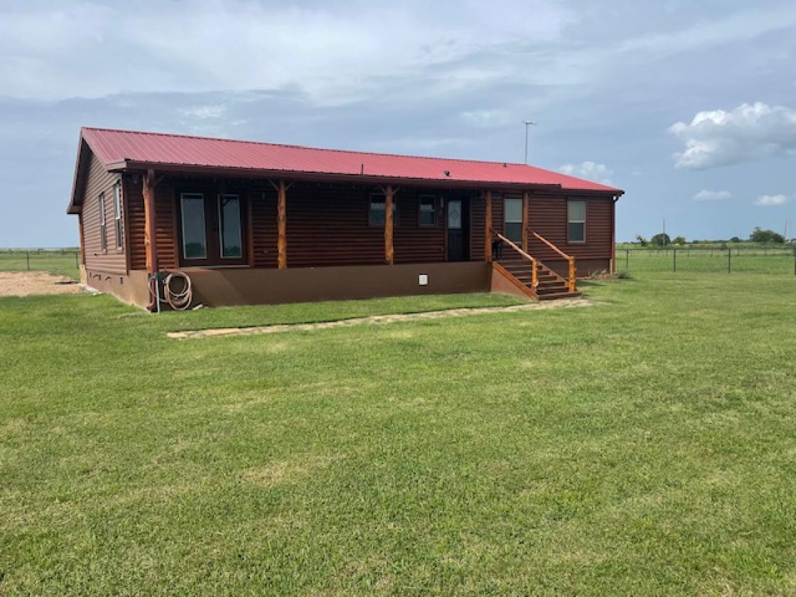 Unique Ranch. Unique Owner. Move-In Ready - photo 7
