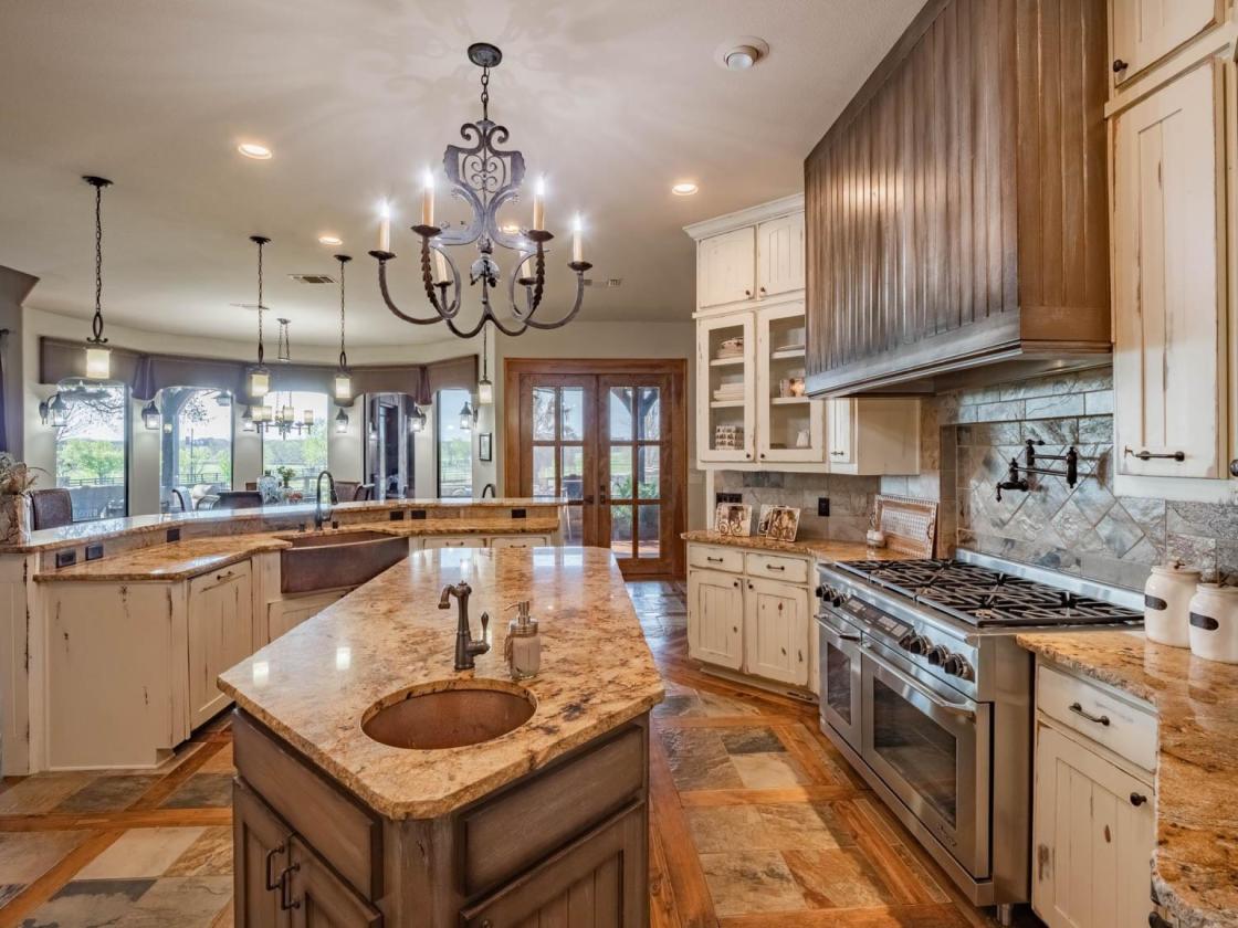 Exceptional 20-Acre Equestrian Estate - photo 17