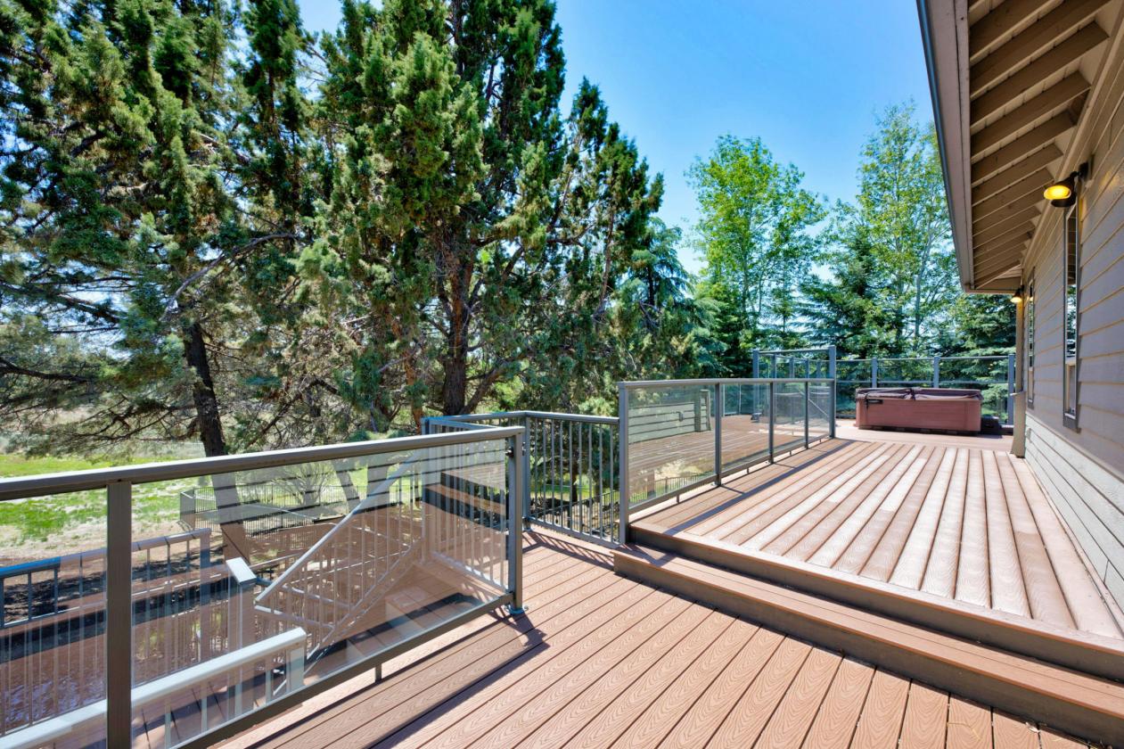 25-Acre Luxury Equestrian Estate in Bend - photo 7