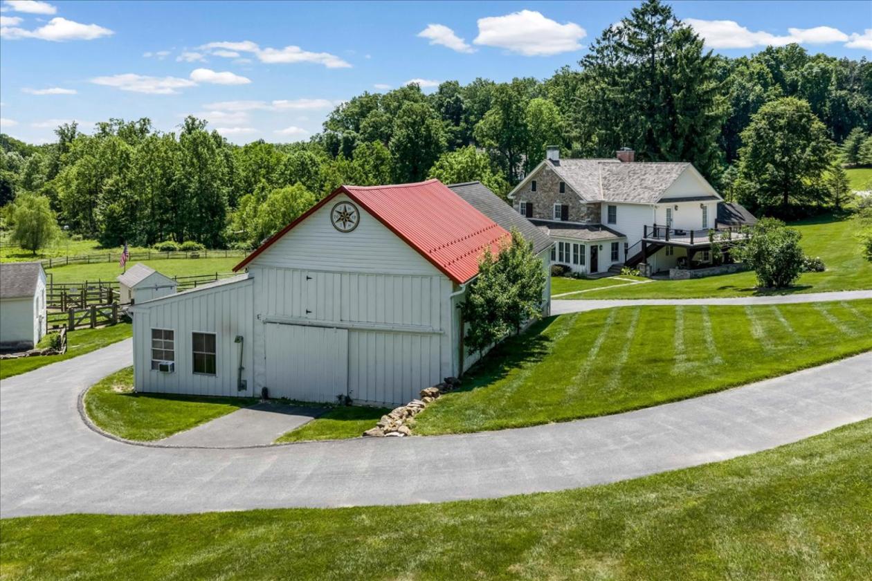 Luxury Three Kings Farm with vineyard potental! - photo 26