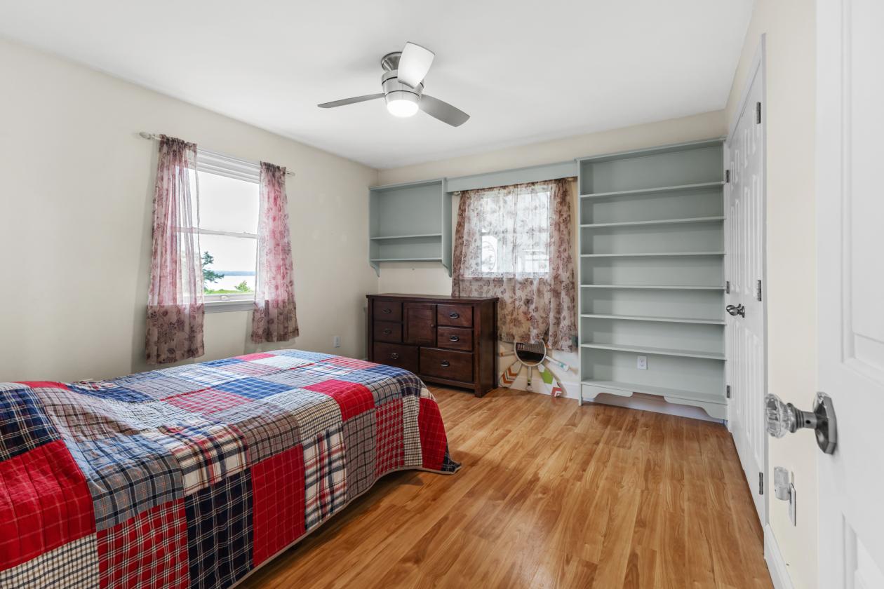 Lakefront Home with 2 stalls & a Tack Room - photo 19