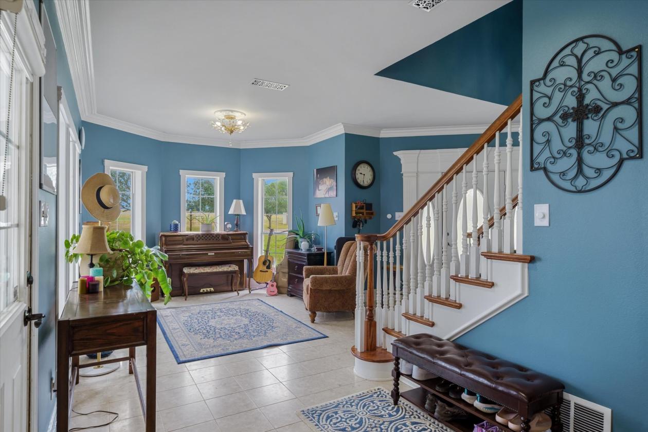 Extraordinary Multi-Generational Estate - photo 11