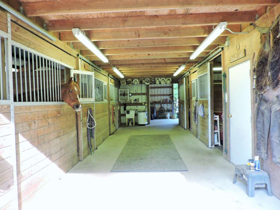 Affordable Turnkey Equestrian Property Arlington, Snohomish County, Washington Horse Properties