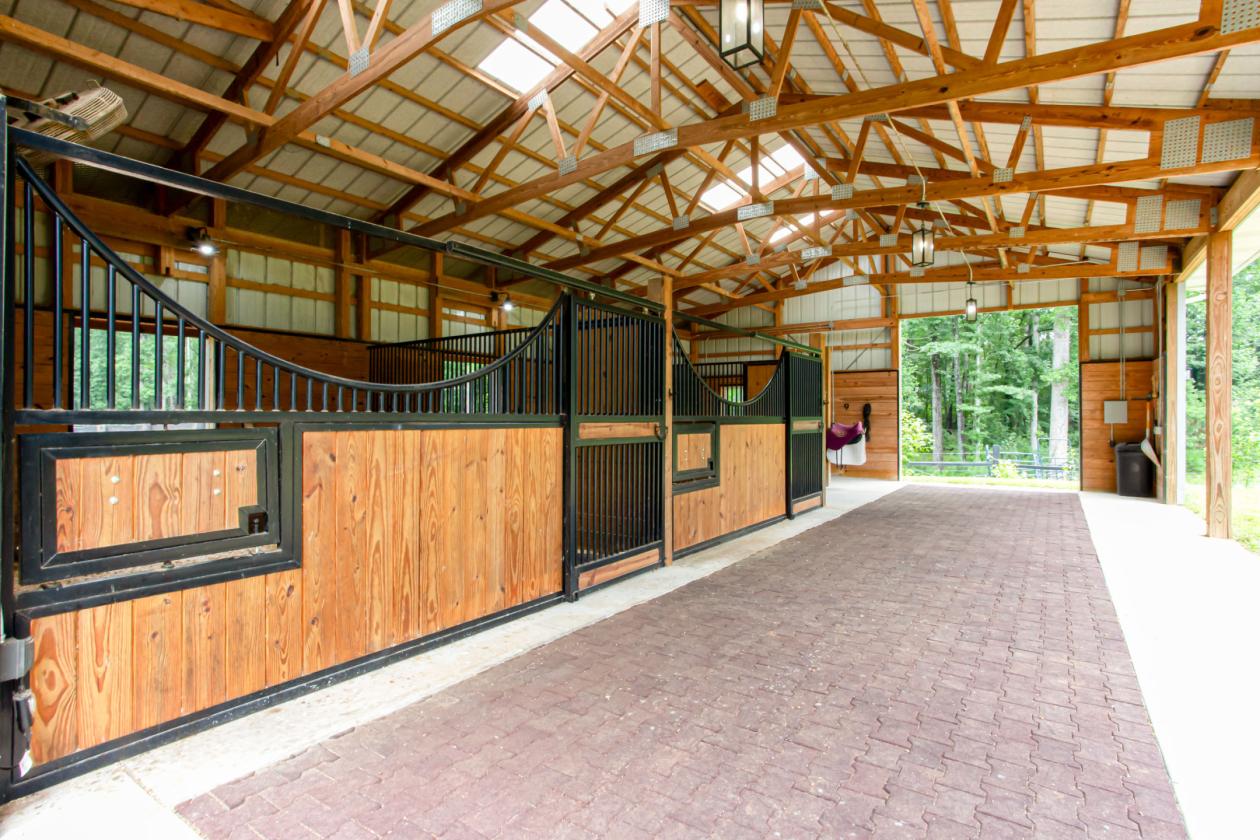 Turnkey Equestrian Property on 11+ Acres - photo 14