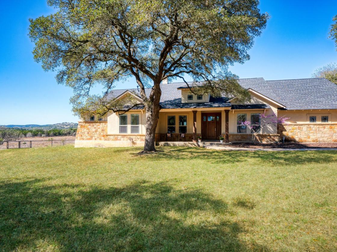 Hill Country Showcase Home Plus Horse Barn - photo 1