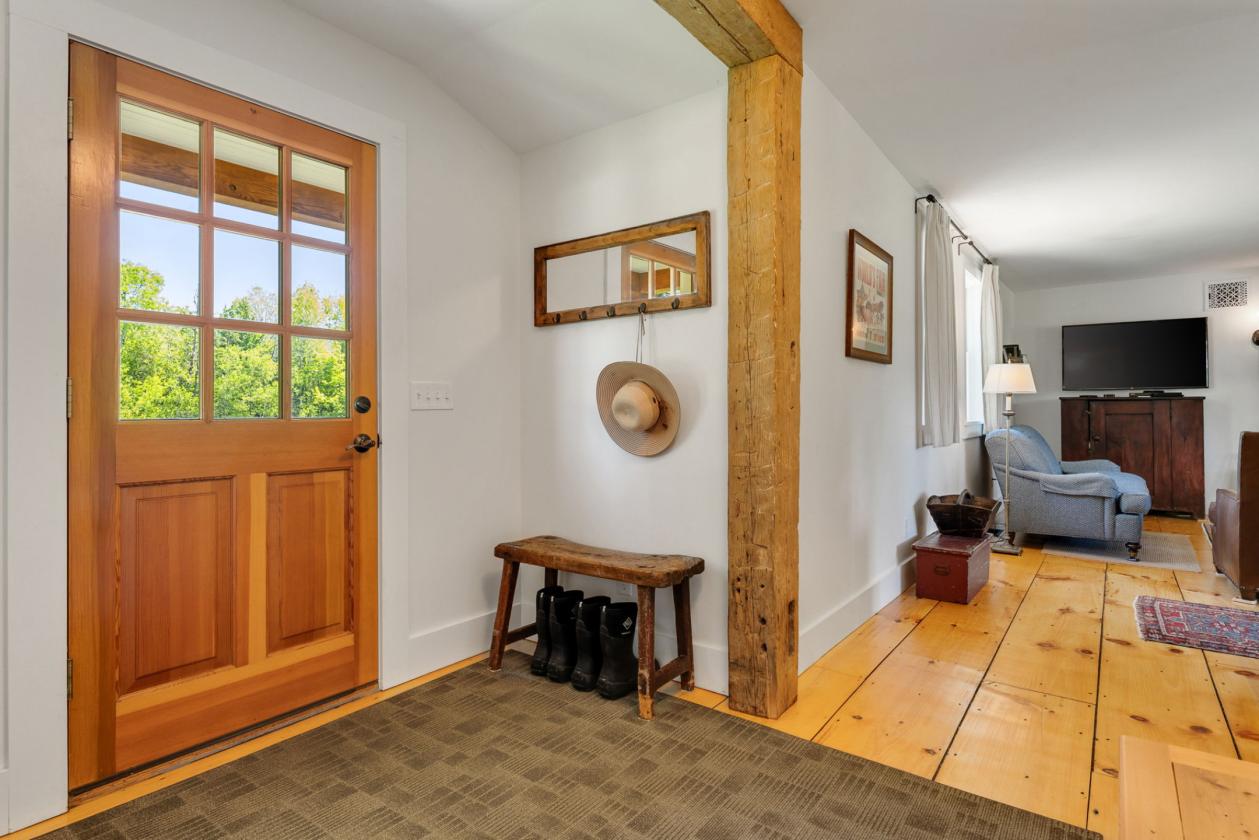 Equestrian estate with gorgeous Sugarbush views - photo 5