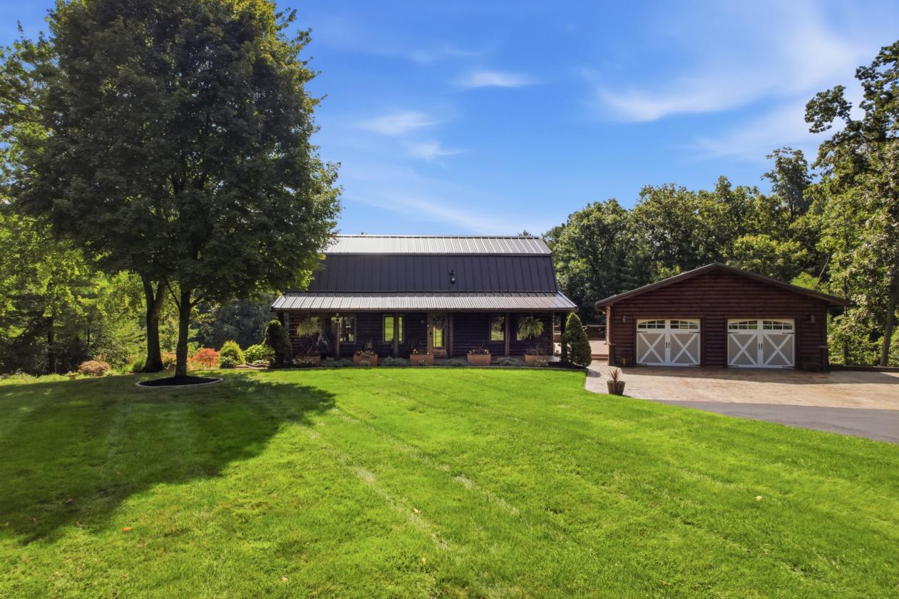 Welcome to Lost Creek Ranch - photo 2