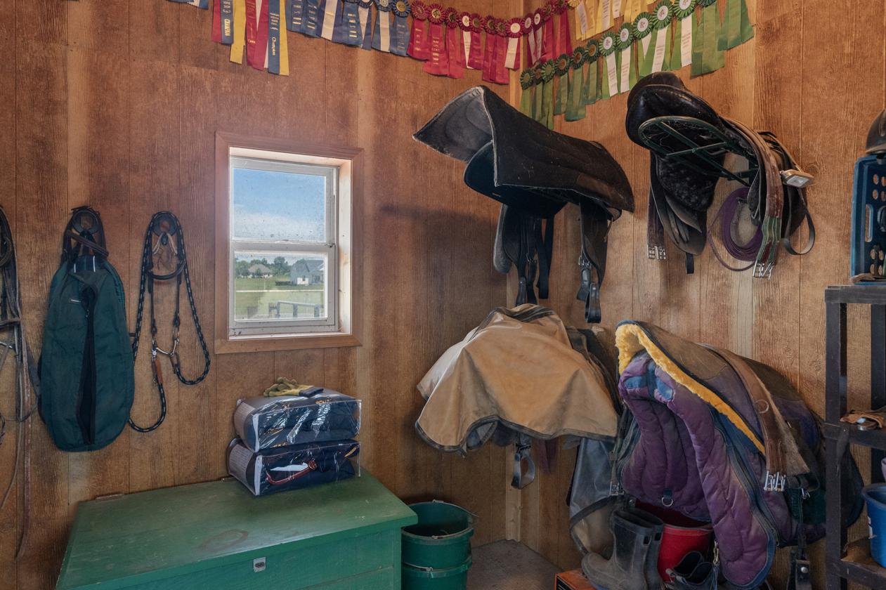 5+ Acre Farmette with 3 Stall Barn and Pool - photo 6