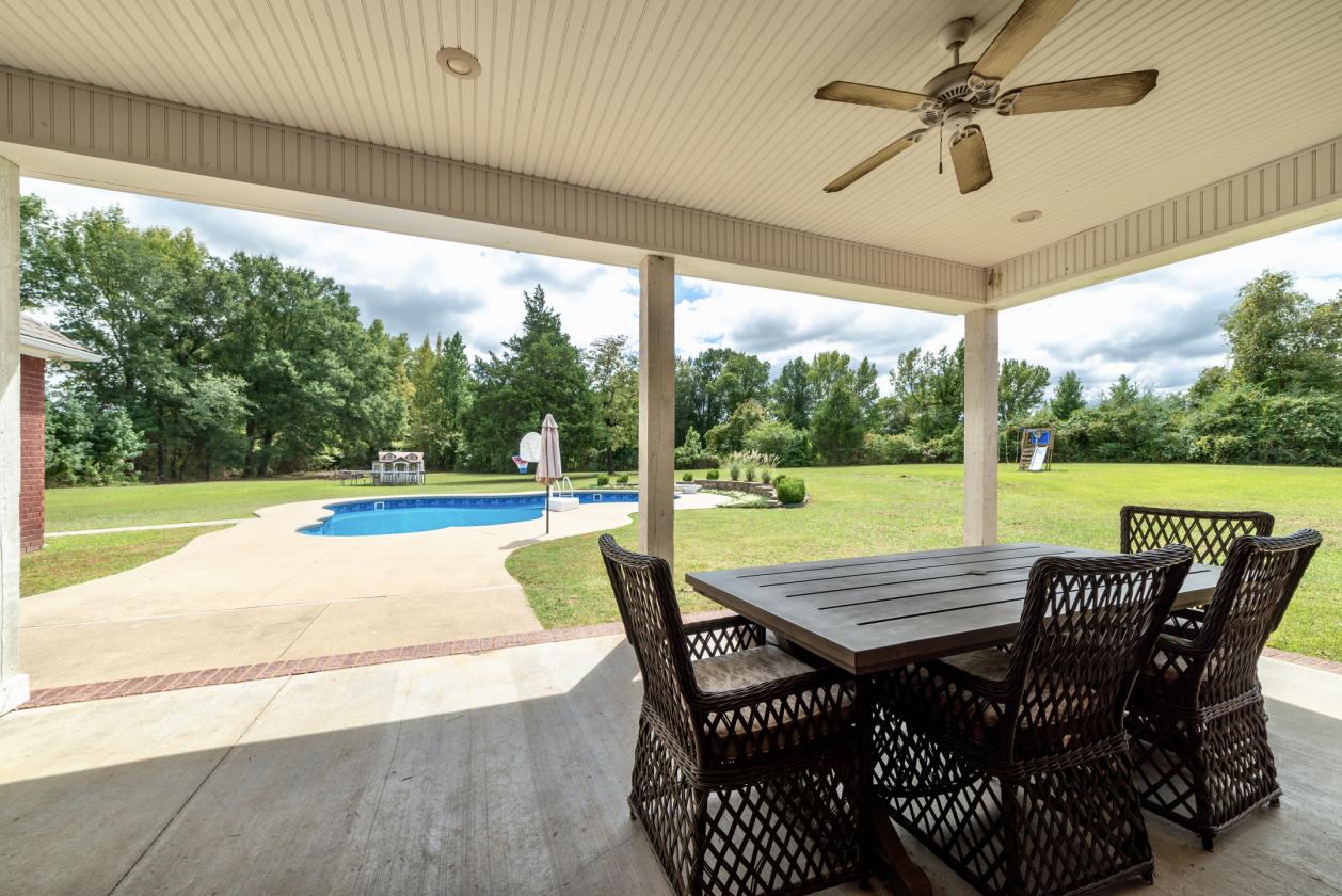 Custom Home on 14 Acres—Bring Your Horses! - photo 19