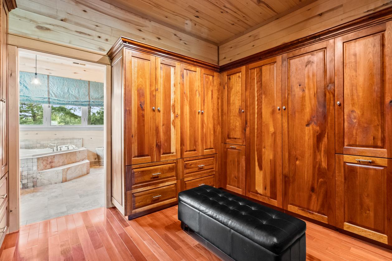 Custom Estate for Horses with 22 acres & MORE! - photo 21
