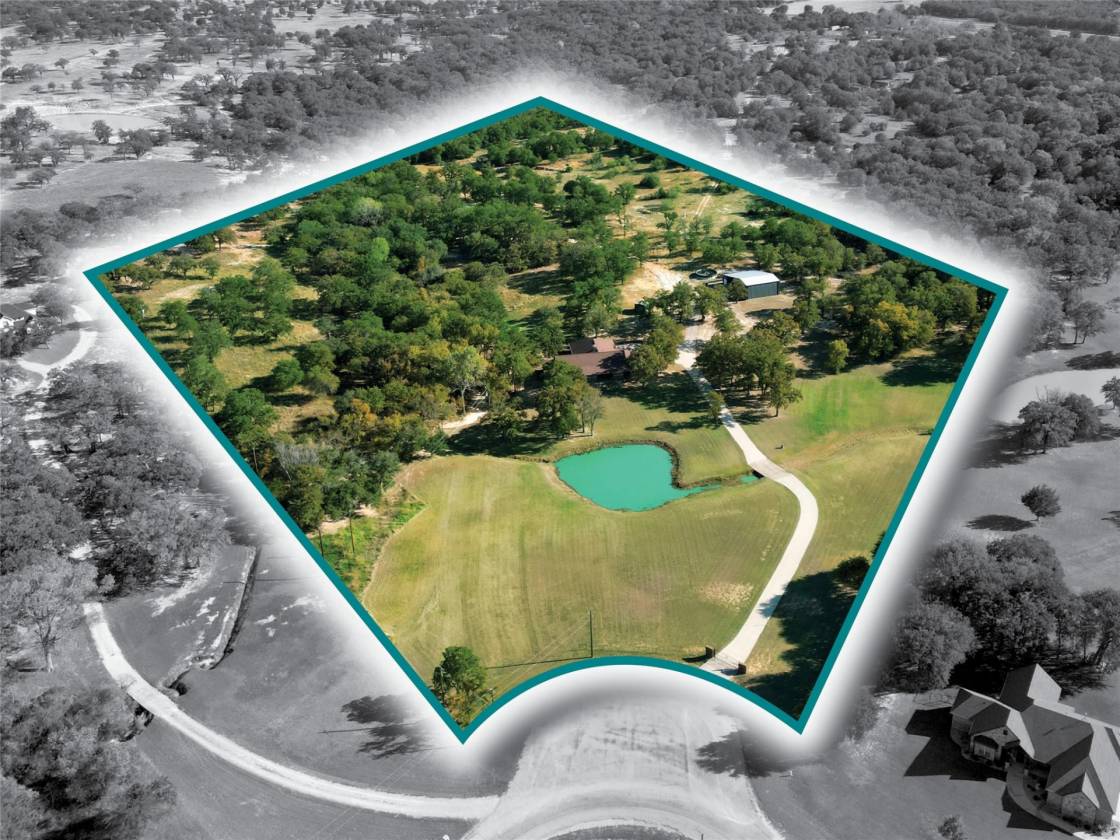 Horse Property for sale.